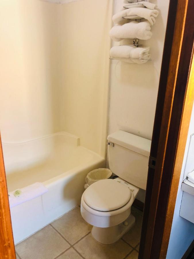 Broken Bow Big 12 Motel المظهر الخارجي الصورة